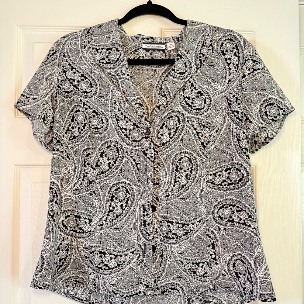 Croft & Barrow Black and White Paisley Blouse